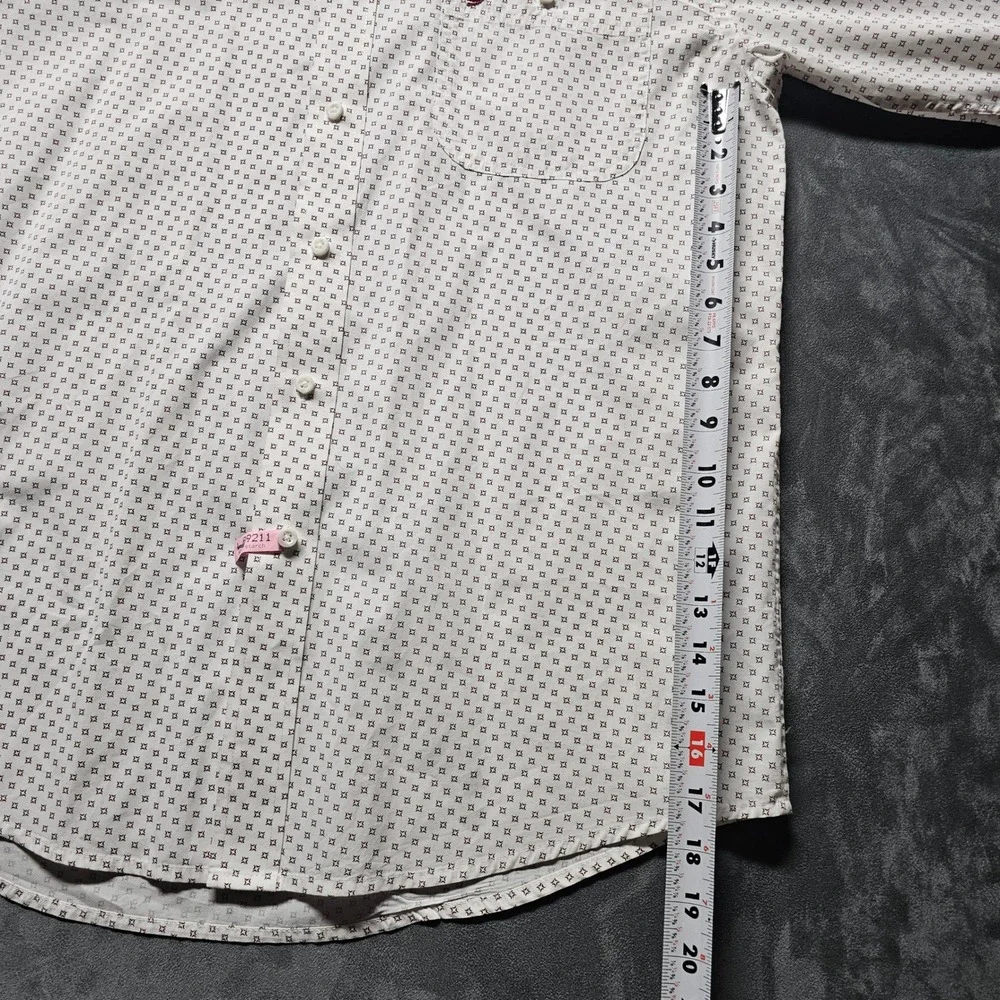 Wrangler George Strait Men Medium White Burgundy Geometric Western Shirt MGSR415